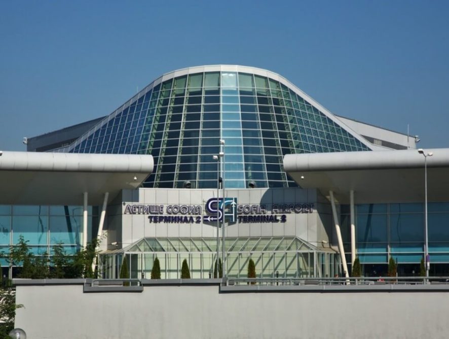 В аэропорту Софии на 53% сократился пассажиропоток
